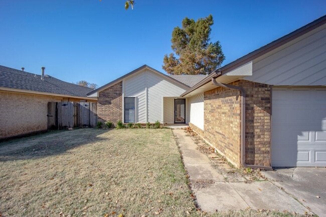 property at 3721 Southwind Ct