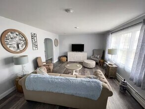 297 Swansom Rd in Swansea, MA - Building Photo - Building Photo