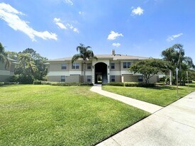 1003 Eagle Pond Dr in Winter Haven, FL - Building Photo