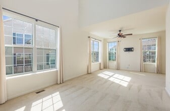3809 Pratt Ct in Plano, IL - Building Photo - Building Photo