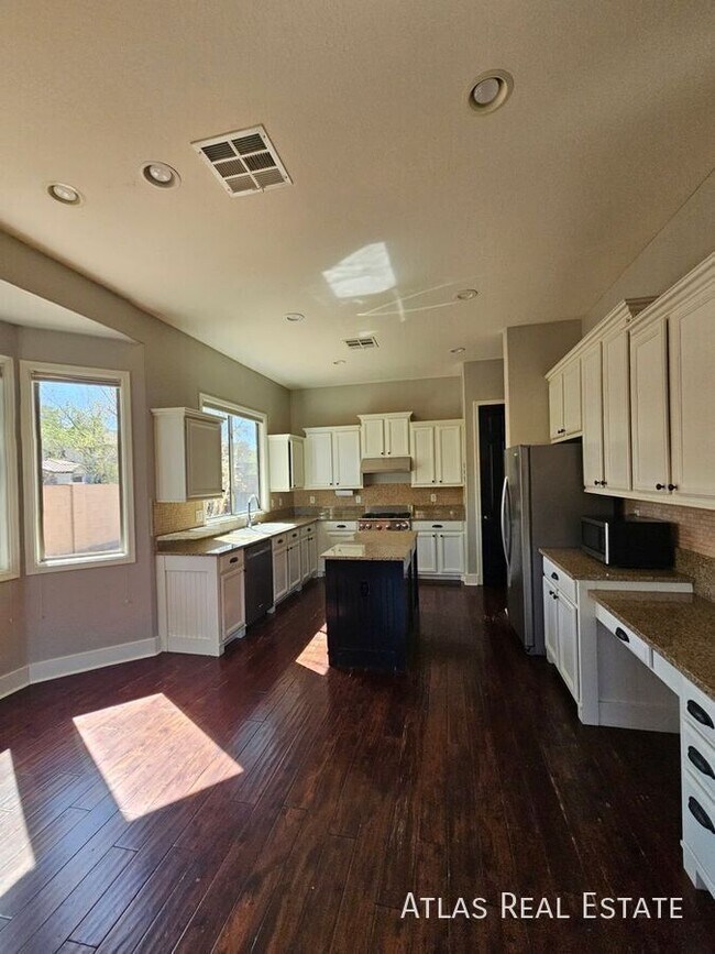 1076 E Phelps St in Gilbert, AZ - Building Photo - Building Photo