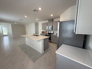 1305 June Lk Lp in Lake Hamilton, FL - Building Photo - Building Photo
