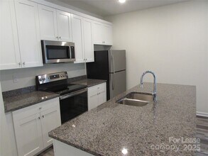 107 Blakeslee Ct in Mooresville, NC - Building Photo - Building Photo