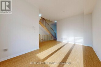 39 Millman Ln in Richmond Hill, ON - Building Photo - Building Photo