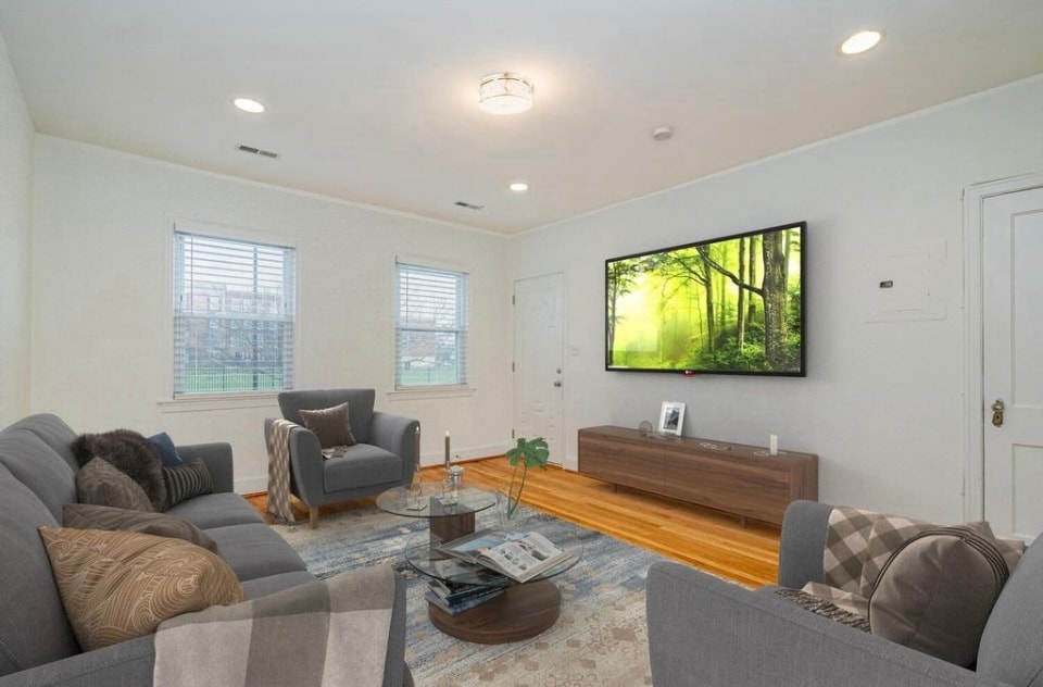 209 19th St NE, Unit 4 in Washington, DC - Building Photo