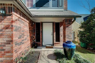 7502 Montaque Dr in Austin, TX - Building Photo - Building Photo