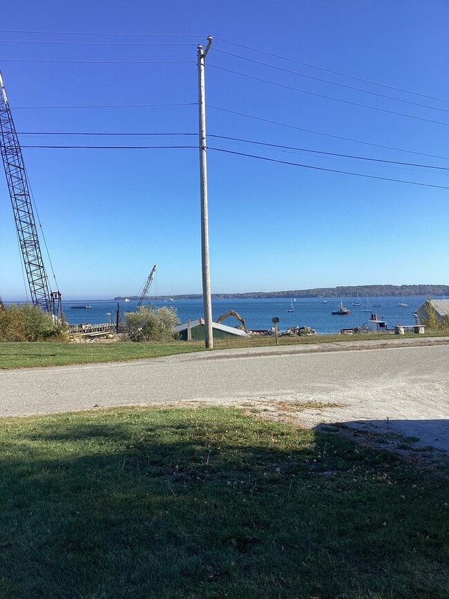48 Front St in Rockland, ME - Building Photo - Building Photo