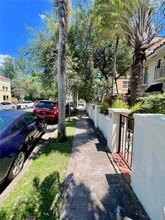 252 Majorca Ave in Coral Gables, FL - Building Photo - Building Photo