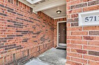 5711 Rocky Trail Dr photo'