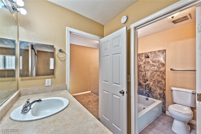 property at 5138 Greene Ln