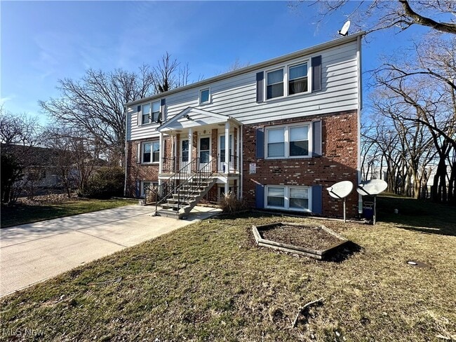 4780 Pin Oak Dr in Vermilion, OH - Building Photo - Building Photo