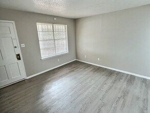 915 Pope St in Memphis, TN - Building Photo - Building Photo