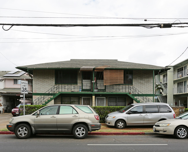 3010 Date St in Honolulu, HI - Building Photo - Building Photo