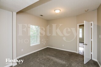 690 N Willett St in Memphis, TN - Foto de edificio - Building Photo