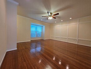 6469 Burgoyne Dr., Unit 32 in Houston, TX - Building Photo - Building Photo