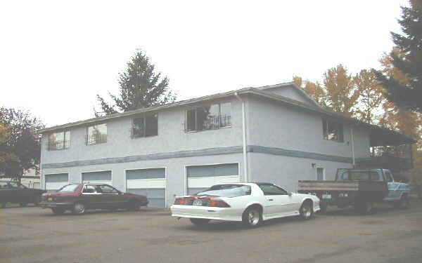 2311 O St NE in Auburn, WA - Building Photo