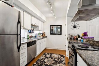 351 Jackson St, Unit 4B in Mandeville, LA - Building Photo - Building Photo