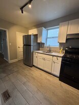 10XX E Cold Spring Ln in Baltimore, MD - Building Photo