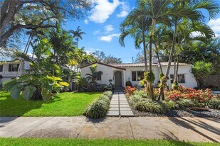 70 NE 97th St in Miami Shores, FL - Building Photo