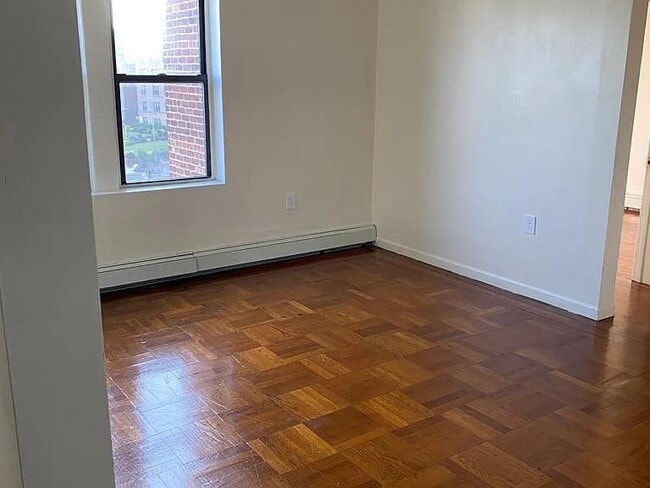 2602 Summit Ave in Union City, NJ - Building Photo - Building Photo