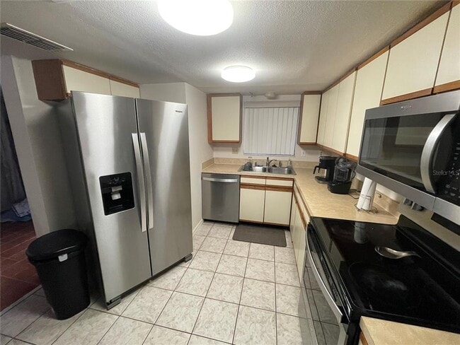 1162 Carmel Cir in Casselberry, FL - Building Photo - Building Photo