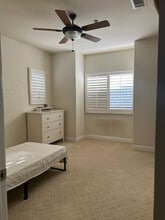452 W Duarte Rd in Arcadia, CA - Building Photo - Building Photo