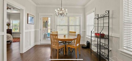 5577 Caden Ct in Milton, FL - Foto de edificio - Building Photo