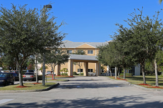 Villa Seton in Port St. Lucie, FL - Building Photo - Building Photo