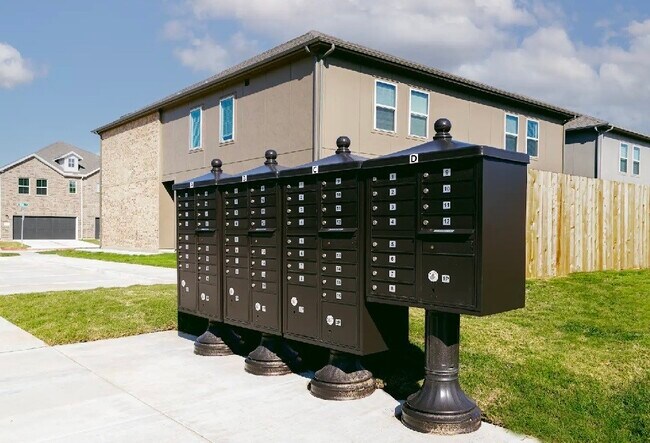 9859 Clifden St in Rosharon, TX - Building Photo - Building Photo