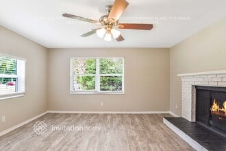 610 S Boundary Ave in DeLand, FL - Foto de edificio - Building Photo