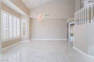 8516 Summer Vista Ave in Las Vegas, NV - Building Photo - Building Photo