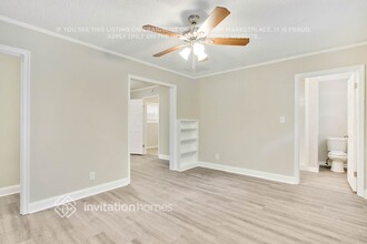 1372 E Forrest Ave in East Point, GA - Building Photo - Building Photo