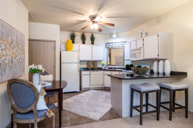 The Fairways at Hurricane Creek in Bryant, AR - Building Photo - Interior Photo