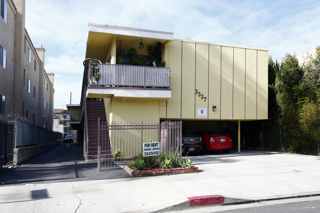 3337 S Durango Ave in Los Angeles, CA - Building Photo