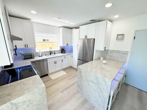 111 N Cirus Ave in Clearwater, FL - Building Photo - Building Photo