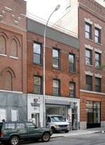 414 W 45th St in New York, NY - Building Photo