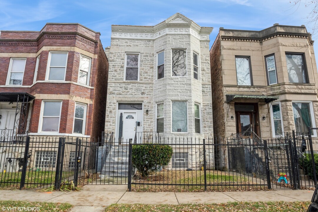 6813 S Langley Ave in Chicago, IL - Building Photo