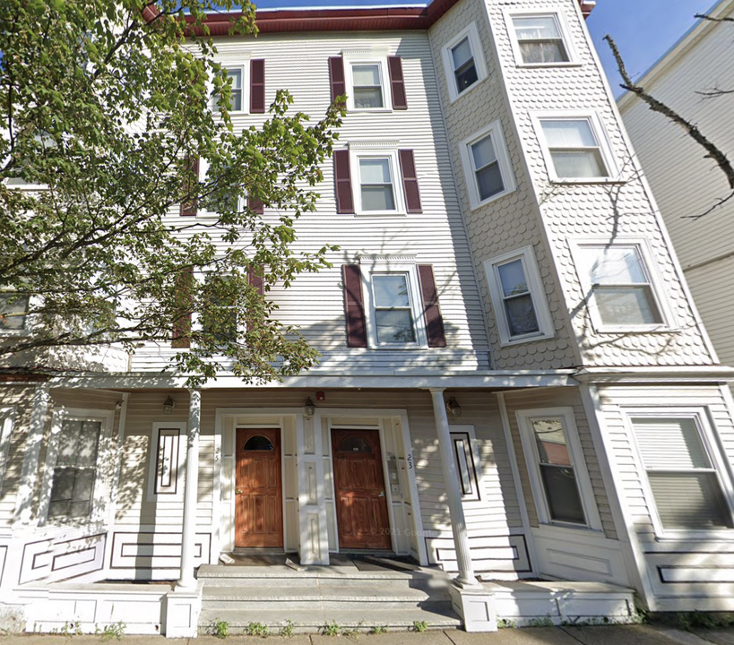 25 Aspinwall Ave in Brookline, MA - Foto de edificio