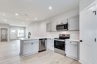 11244 W 35th St S in Wichita, KS - Building Photo - Building Photo