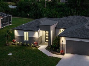 24389 SW Kingsway Cir in Lake Suzy, FL - Building Photo - Building Photo