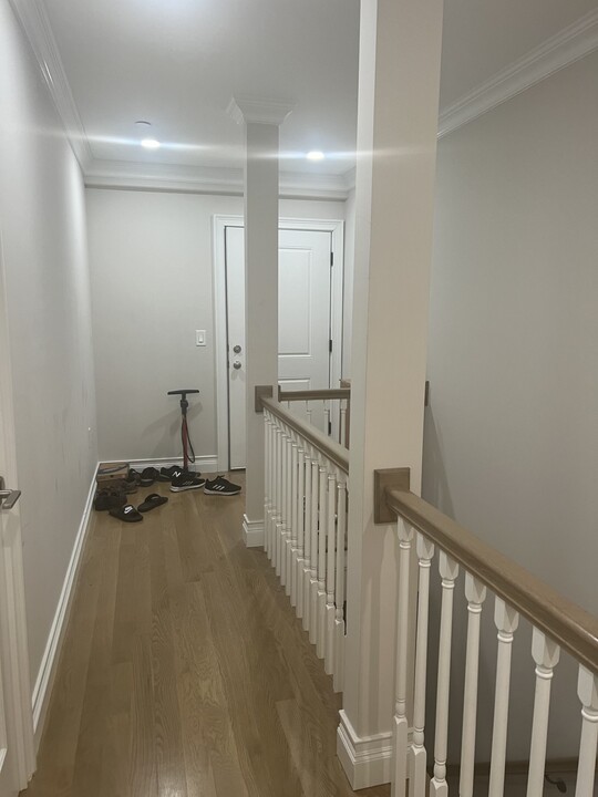 10 Mount Hood Rd, Unit 2 in Boston, MA - Building Photo