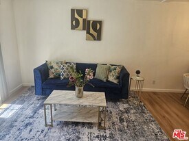 506 S Grevillea Ave in Inglewood, CA - Building Photo