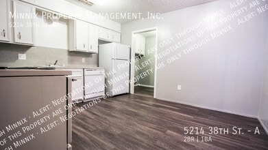 5214 38th St, Unit A in Lubbock, TX - Building Photo - Building Photo