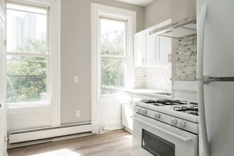 139 Hopkins Ave in Jersey City, NJ - Building Photo - Building Photo