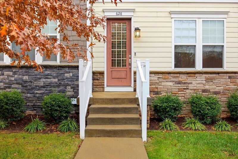 628 Bushwood Alley in Charlottesville, VA - Building Photo