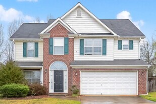 644 Aspen Brook Dr in Mcdonough, GA - Building Photo