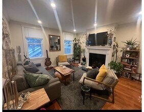 43 N Mead St in Boston, MA - Building Photo - Building Photo