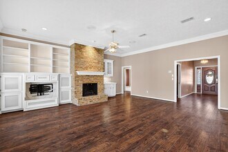 207 Hearthstone Cir in College Station, TX - Building Photo - Building Photo
