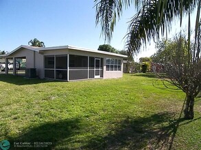 8630 NW 12th St in Pembroke Pines, FL - Building Photo - Building Photo