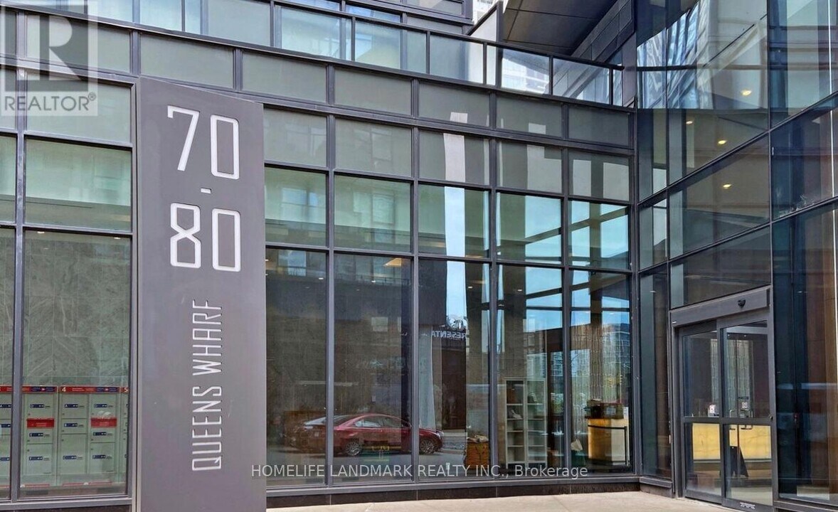 70 Queens Wharf Rd in Toronto, ON - Building Photo